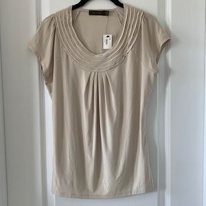 NWT THE LIMITED Ruffled Metallic Neckline Top Size Medium